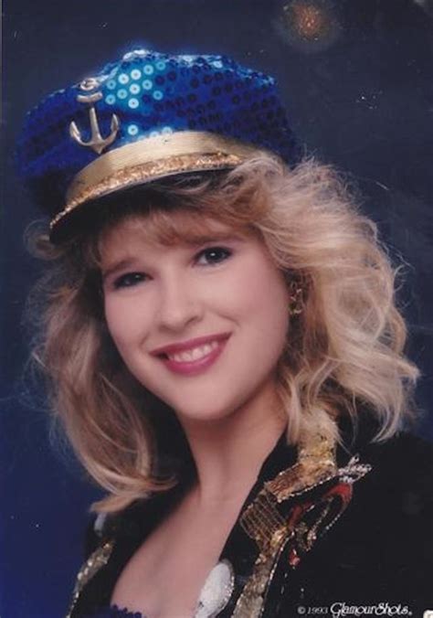 12 Ways For Taking The Best Glamour Shots Remember Those ~ Vintage Everyday Glamour Shots