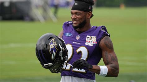 Baltimore Ravens Cb Jimmy Smith Carted Off The Field With Apparent