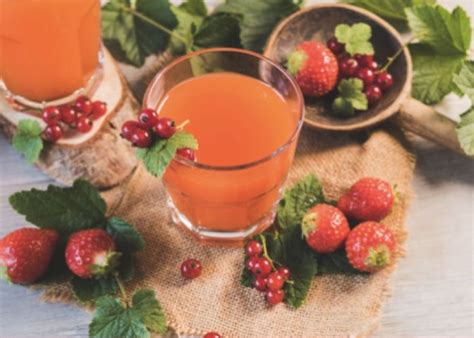 Because the juice you make yourself is more nutritious, delicious, and wholesome than the use macintosh or granny smith if you prefer a bit of tartness. 8 Best Homemade Fruit Juice Recipes for this Summers