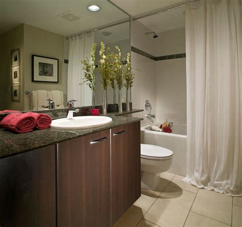 How much replacing a bathtub should cost. 2017 Bathroom Shower Costs | Prices For Showers and Shower ...