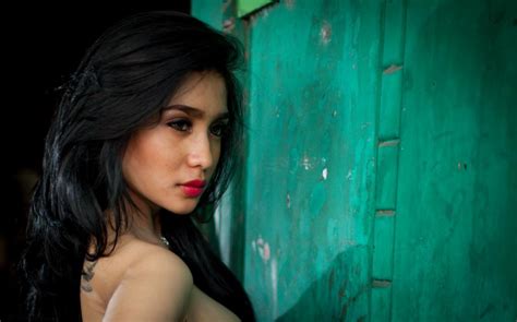 Gratis untuk komersial tidak perlu kredit bebas hak cipta. Foto Hot Model Mata Lensa Antv Terbaru - Para Model SPG Super Seksi Bermain Mata dengan Mobil P ...