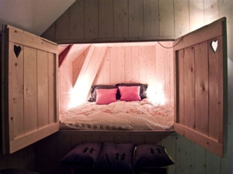 38 Super Practical Hidden Beds To Save The Space Digsdigs