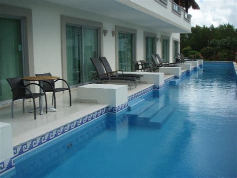 Swim Up Rooms Picture Of Bluebay Grand Esmeralda Playa