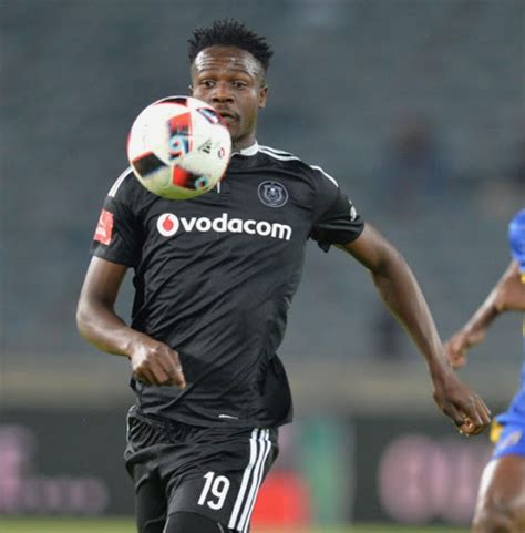 Gaspar necas fortunato (born 23 september 1999), commonly known as chabalala, is an angolan footballer who currently plays as a forward for. Shock move for Chabalala
