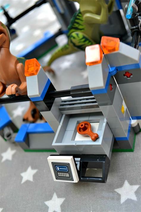 Lego Jurassic World Raptor Escape Review Tidy Away Today