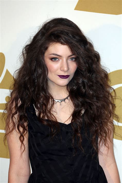 Check spelling or type a new query. Lorde, Selena Gomez and more stars with curly hair ...