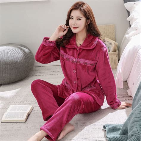 warm flannel pajamas set for women thick coral velvet long sleeve panamas sets nightgown