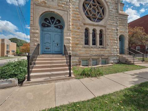 11048 manchester road, saint louis, missouri 63122, united states. 1889 Synagogue - Bloomington, IL - Old House Dreams