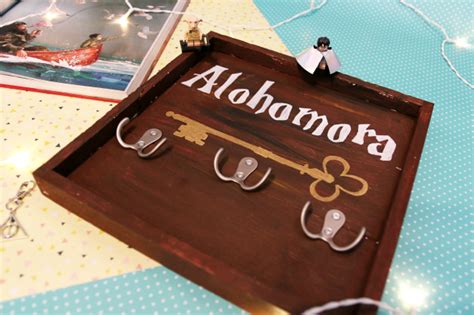 Der englische wichtel ( engl. Harry Potter-diy - Schlüsselbrett „Alohomora" // Super ...