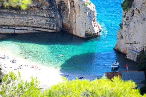 Las 15 Mejores Playas De Croacia Las Playas Más Bellas De Croacia Go Guides