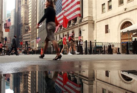 Gender Pay Gaps Persist At Wall Street Banks In The Uk