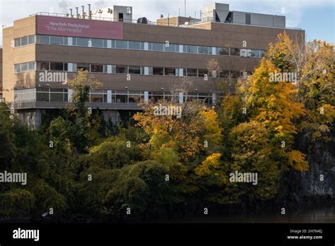 New York Presbyterian The Allen Hospital With Autumn Foliage On The