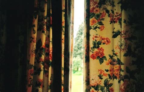 Pin By 🦋si∂ทєy кєℓsєy🦋 On ☀️sυทsнiทє☀️ Floral Curtains Homemade