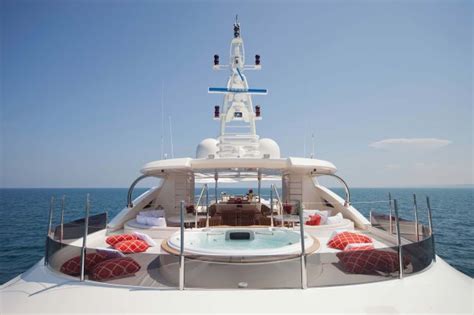 lady genyr 42 60 m 139 ft 9 in luxury mega yacht crn yachts