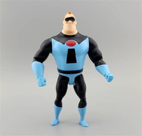 Dan The Pixar Fan The Incredibles Glory Days Suit Mr Incredible—mattel S Pixar 7 Scale