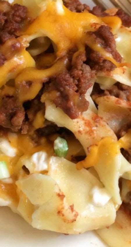 Spread the cream cheese mixture over the ground beef in the dish. Beefy Sour Cream Noodle Casserole is a wonderfully ...
