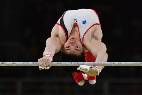 Ginástica olímpica, mais conhecida como ginástica artística, é um esporte incrível e já muito tradicional nas olimpíadas. Fotos: Jogos Olímpicos Rio 2016, imagens do primeiro dia ...