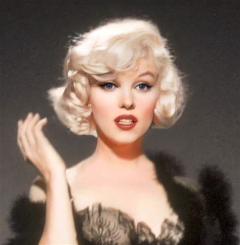 𝘴𝘬𝘺𝘮𝘰𝘥𝘴 on Twitter RT MarilynDiary Marilyn Monroe during production
