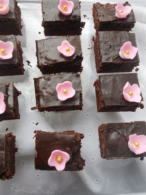 Little Brownies With Extra Chocolate Layer On Top Pimped With Cute