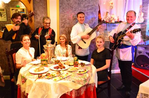 La tradizione vitivinicola della famiglia russo si è tramandata da padre in figlio fino ad oggi. Accueil - Restaurant La Cantine Russe