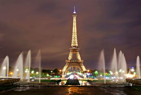 Wonderful street view of eiffel tower and winter vegetation. Beautiful View of Eiffel Tower Paris at Night - HD ...