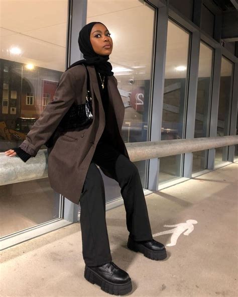 Modest Fashion In 2021 Streetwear Fashion Women Hijabi Outfits Casual Street Hijab Fashion
