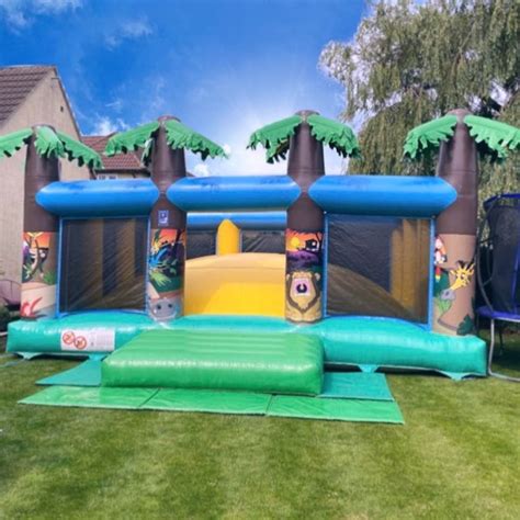 Large Inflatables Bouncy Castle And Soft Play Hire In Newark Nottinghamshire Lincolnshire