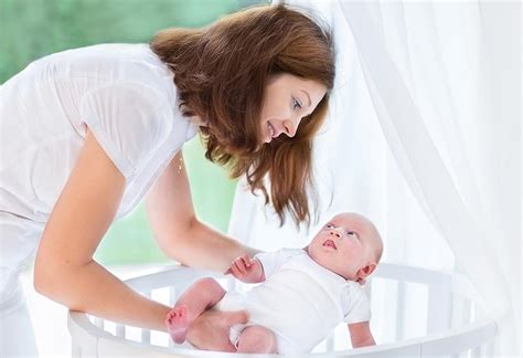 6 Effective Ways To Get Your Baby To Sleep In A Crib