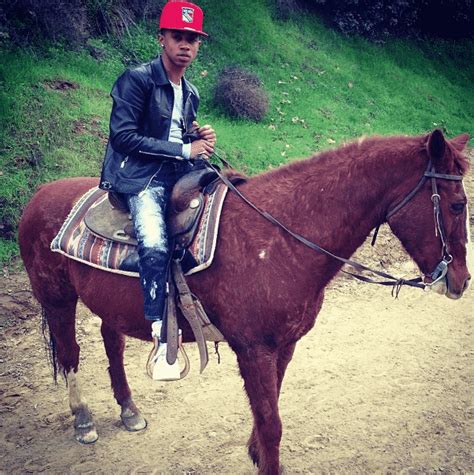 justin bieber gets revenge on lil twist by posting embarassing photo to instagram social news