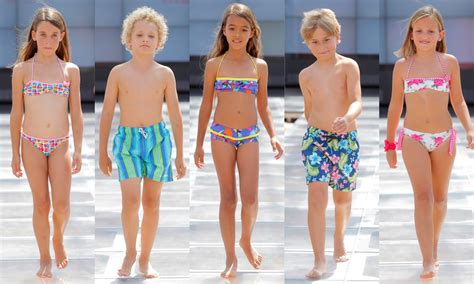 Las Tendencias En Bañadores Y Bikinis Para Niños 2015