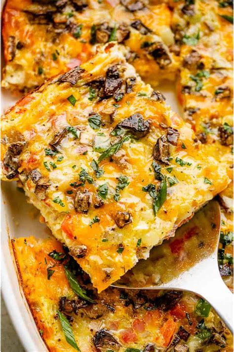 With a few basic steps and a flip of the wrist you can pull this off in minutes. Baked Denver Omelette Recipe | Easy Weeknight Recipes
