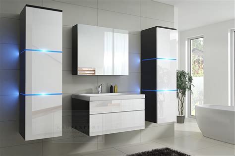 Um harmonie im badezimmer zu erhalten, ist es empfehlenswert, passende badmöbel auszuwählen. KAUFEXPERT - Badmöbel-Set Lux NEW Weiß Hochglanz/Schwarz ...