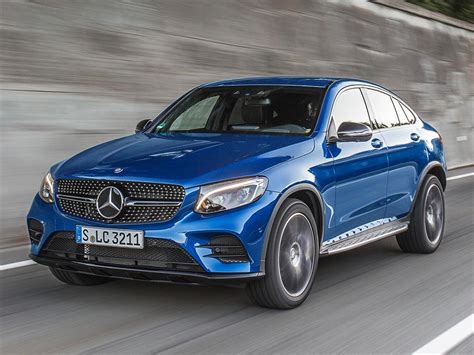Explore the glc 300 4matic suv, including specifications, key features, packages and more. Mercedes Benz Clase GLC 300 Coupé 4Matic AMG-Line (2017)