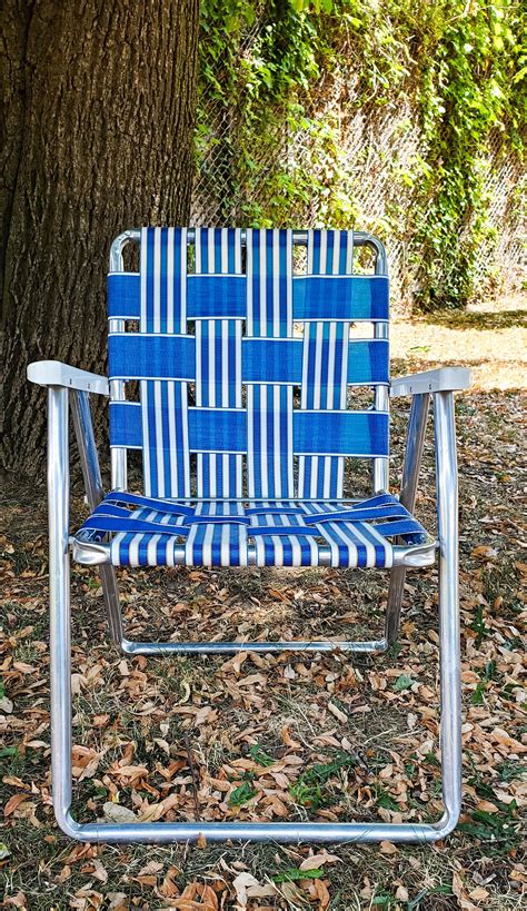 Fabulous 1970s Vintage Collapsible Lawn Chair Patio Furniture Webbed