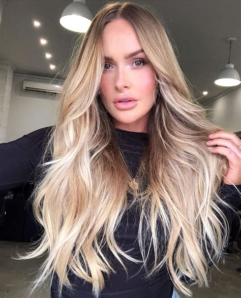 Chelseahaircutters On Instagram “balayage Blonde Chelseahaircutters Pjthomsen Creating