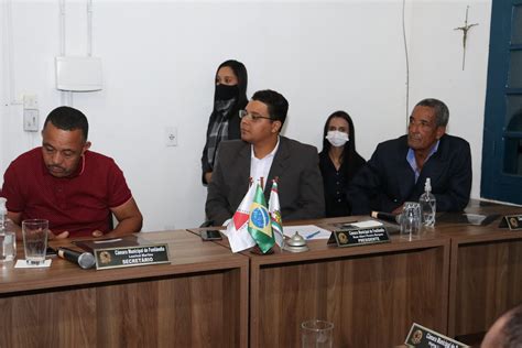 Fotos da Sessão Solene da Câmara Municipal de Funilândia Câmara Municipal de