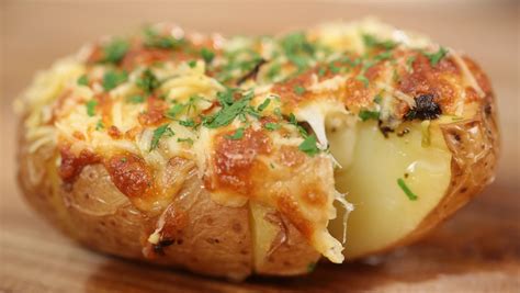 Batata Ruiva Com Orelhas