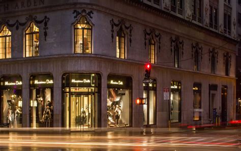 Massimo Dutti Store At Fifth Avenue New York