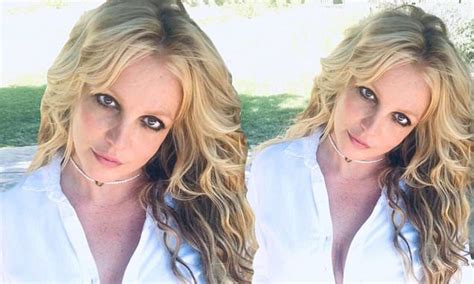 Britney Spears Flashes Her Toned Midriff In Her Latest Ethereal Instagram Self Portrait