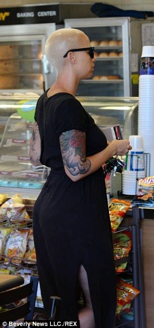 Amber Rose Showcases Showstopping Curves In Tight Workout Leggings