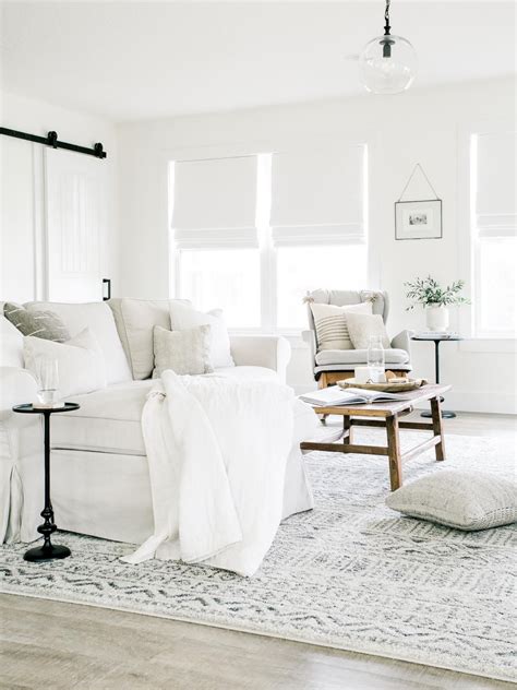 The Best White Paint Colours Paintinglivingrooms One Of The Most