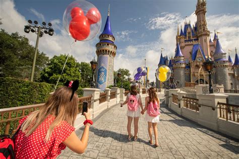 Disney Parks Uses Snapchat To Boost Experiences