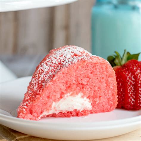 For the strawberries mine weren't super ripe, so i sliced them up, tossed them in sugar (2 t or so). Strawberry Bundt Cake with Marshmallow Cream Filling