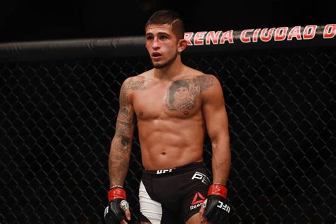Our ufc fighters page contains relevant information on every fighter who's ever fought a fight in the ufc. UFC fighter rankings: Sergio Pettis, Alexa Grasso move up - Bloody Elbow