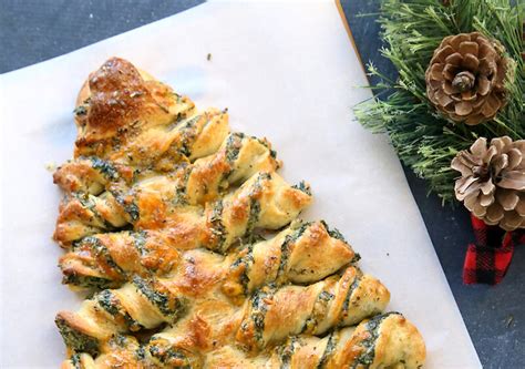 Unroll both pastry sheets onto baking tray, and use a pizza cutter or knife to cut a christmas tree shape into the dough; Pizza Dough Spinach Dip Christmas Tree Recipe : CHRISTMAS TREE SPINACH DIP BREADSTICKS - Zonya ...