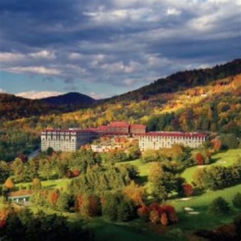 A major expansion, completed in february of 2001, added a spa to the grounds. Pin de Emily Louise Carter em Vacations | The grove