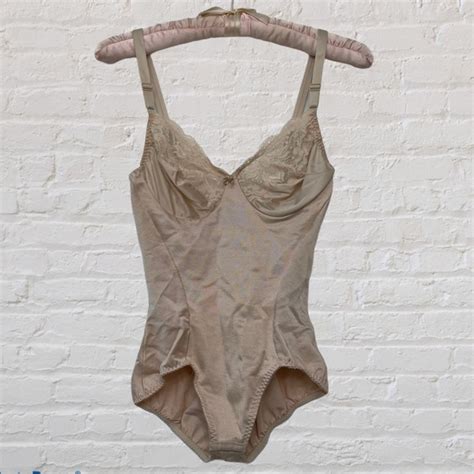 Olga Intimates And Sleepwear Vintage Olga Lace Nude Bodysuit Poshmark