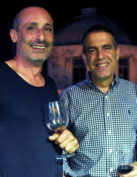 שיחה באולפן עם השחקן אימרי ביטון (אלוש) ויצחק נגרקר שלחם בתל סאקי. מסיבת היומולדת של עידו חג'ג'