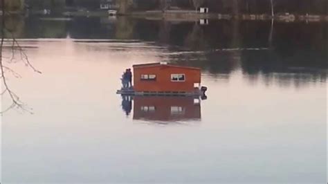 Redneck Hillbilly Pontoon Houseboat Now Have We Seen It All Youtube