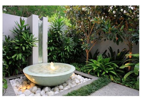El artículo de hoy tratará sobre las fuentes de agua modernas para jardines, patios y terrazas. Elige la fuente ideal para tu terraza con estos consejos | Casas Increibles